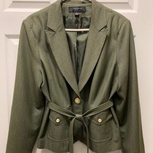 Larry Levine Pantsuit Sage Green Belted Size 18